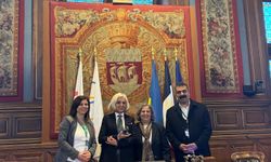 Eşbaşkanlardan Paris'te önemli ziyaret!