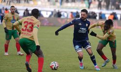 Amedspor, Erzurum’da kırmızı kart fırtınasına tutuldu