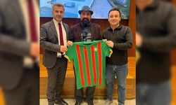 Amedspor’dan Şivan Perver’e yeşil-kırmızı forma