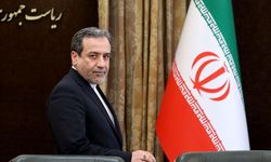 İran Dışişleri: Ellerimiz tetikte