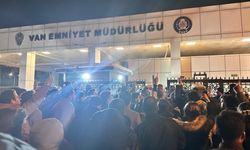 Avukatlar emniyete yürüdü