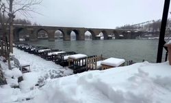 Yoğun kar yağışı Diyarbakır'da Dicle Nehri'ne yaradı
