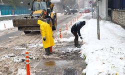 DİSKİ’den kar sonrası ızgara temizliği