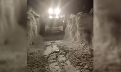 Diyarbakır’da ambulansa çığ engeli