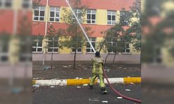 Diyarbakır'da boşaltılan okulda yangın çıktı