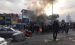 İran'da sıkıyönetim uygulamaları devrede