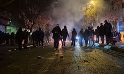 İran'da protestolar 14'üncü gününde sürüyor