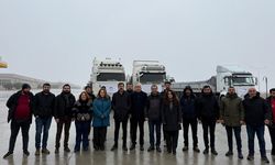 Kobani’ye yardım konvoyuna engelleme sürüyor