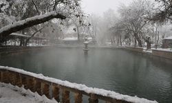 Şanlıurfa tarihi Balıklıgöl’ün görsel şöleni