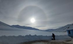 Van'da gökyüzünde görsel şölen