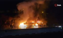 Otoyolda 39 yolcusu bulunan otobüs alev alev yandı