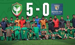 Amedspor'un gençleri, namağlup şampiyon oldu