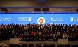 Eğitim Sen sempozyumu: Eşit diller anayasal güvenceye alınmalı