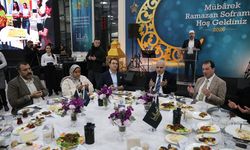 Diyarbakır Valisi üniversitelilerle iftarda