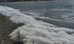 Donan dalgalar görsel şölen sundu