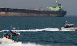 İran, Basra Körfezi'nde 2 tankere el koydu