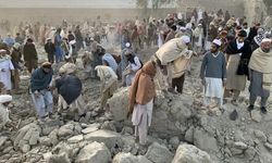 Pakistan’dan Afganistan’a hava saldırısı