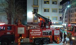 7 katlı binada korkutan yangın