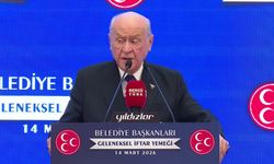 Bahçeli, partisinin belediye başkanlarıyla iftarda