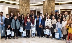 Diyarbakır Eşbaşkanları, Kent Konseyi Çocuk Meclisi üyeleriyle buluştu