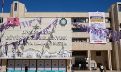 Diyarbakır Büyükşehir’e gelir-gider tablosu asıldı