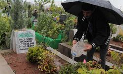 Diyarbakır’da mezarlıklar ziyaretçilerle doldu