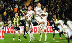 Fenerbahçe, ligde 2 hafta sonra kazandı