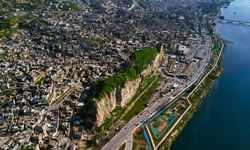 Fırat nehri kıyısında, tarihe tanık; Birecik