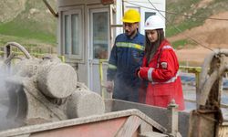 Gabar'da 150 kadın, erkeklerle birlikte çalışıyor