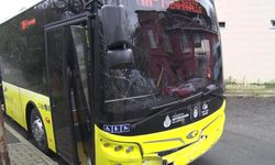 İETT otobüsü kaldırıma çıktı: 4 yaralı