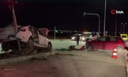 Diyarbakır’da iki otomobil kafa kafaya çarpıştı: 3 yaralı