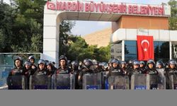 Öcalan'ın çağrı yaptığı gün Mardin kayyımının görev süresi uzatıldı