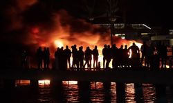 Marina’daki yangın kontrol altına alındı