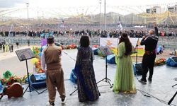 Agirê Jiyan Diyarbakır Newrozu’nda sahnede