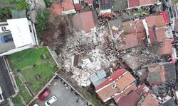 İstanbul’da patlama: 2 bina çöktü, enkaz altında kalanlar var