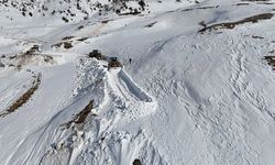 Siirt'te kar yağışı 120 köy yolunu kapattı