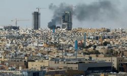 Suudi Arabistan’da binaya füze isabet etti: 2 ölü