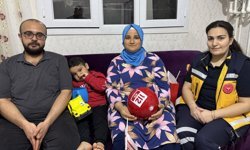 Telefonda uygulattığı Heimlich manevrası hayat kurtardı