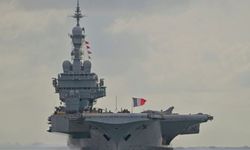 Macron: Akdeniz’e uçak gemisi, Kıbrıs’a savunma sistemleri gönderdik