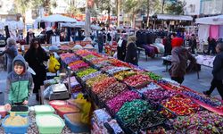 Diyarbakır’da yoksulun ‘Açık AVM’sinde bayram yoğunluğu
