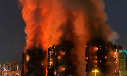 Çok katlı binada yangın: 1 can kaybı, 25 yaralı