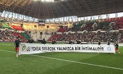 Amedspor sahaya su bilinci mesajıyla çıktı