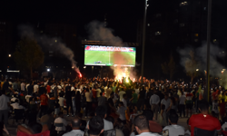 Diyarbakır'da Amedspor maçı 2 noktada dev ekranda izlenecek