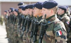 Lübnan'da 1 Fransız askeri vruldu