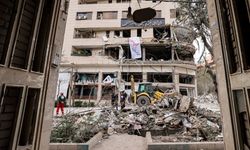 İran’da 115 binden fazla yapı hasar gördü