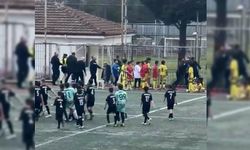 Kadın hakeme saldırı girişimi kamerada