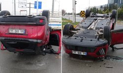 Araç ters döndü: 2 yaralı