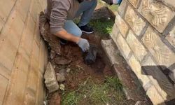 Mardin'de mezarlıkta gömülü 2 kilo eroin ele geçirildi