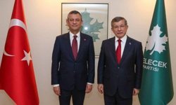 Özel’den Kurtulmuş’a: Konuyu karmaşık hale getiriyor