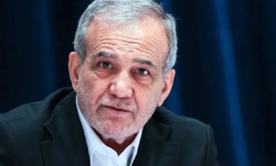 Pezeşkiyan: Bu savaş, Amerikan halkının hangi çıkarlarına hizmet ediyor?